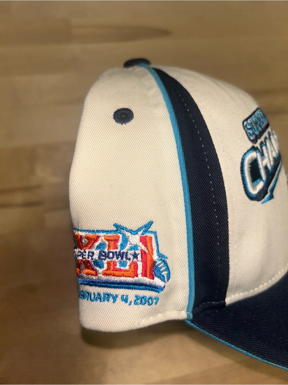 Indianapolis Colts 2006 Super Bowl XLI Champions Reebok Strapback - Picture 2 of 4